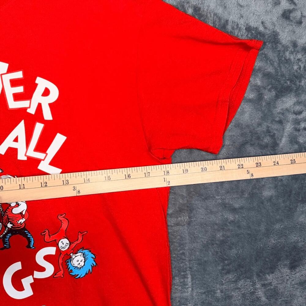 Dr Seuss Teacher Of All Things Universal Studios T-Shirt Mens M‎ Red Cat In The - Picture 5 of 6